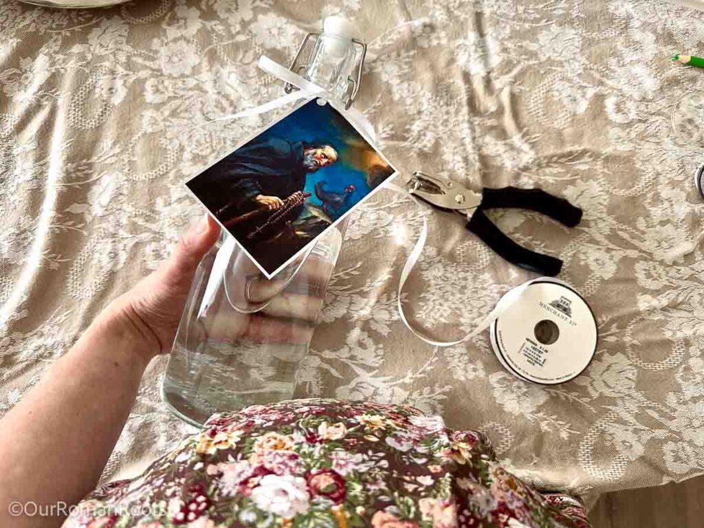 Decorating a bottle of St. Torelli water